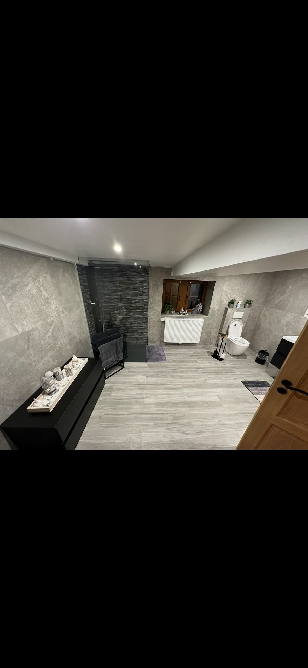 Salle de bain détail carrelage